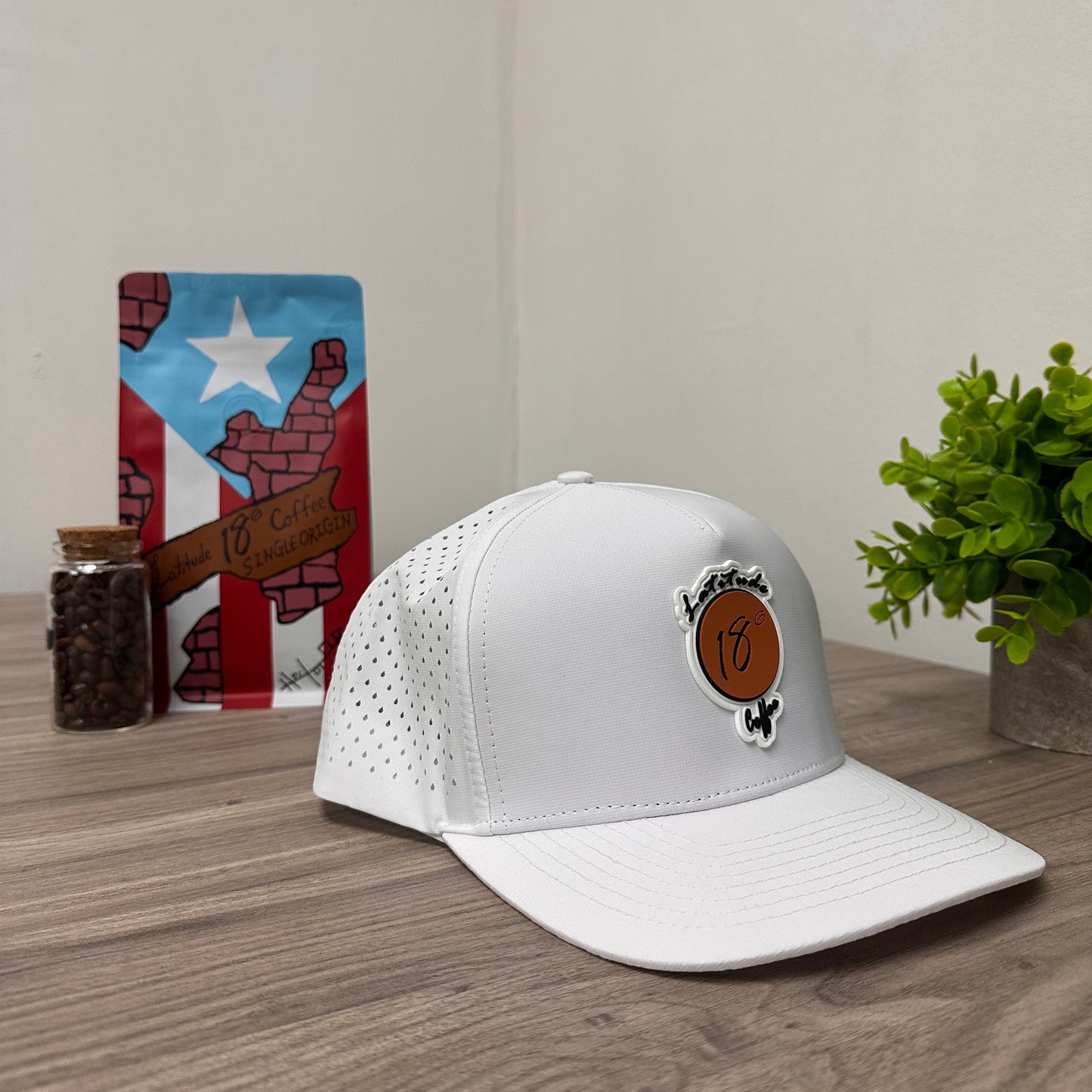 Latitude 18 Gorra Blanca